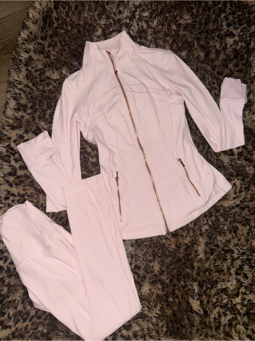 Lulu lemon Women's Pink Zip Active Jacket & Legging Set pants r a 0 top is a 2